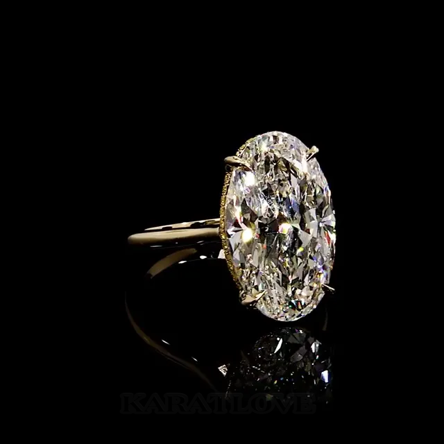 Bague de fiançailles en or jaune blanc et diamant ovale en argent sterling