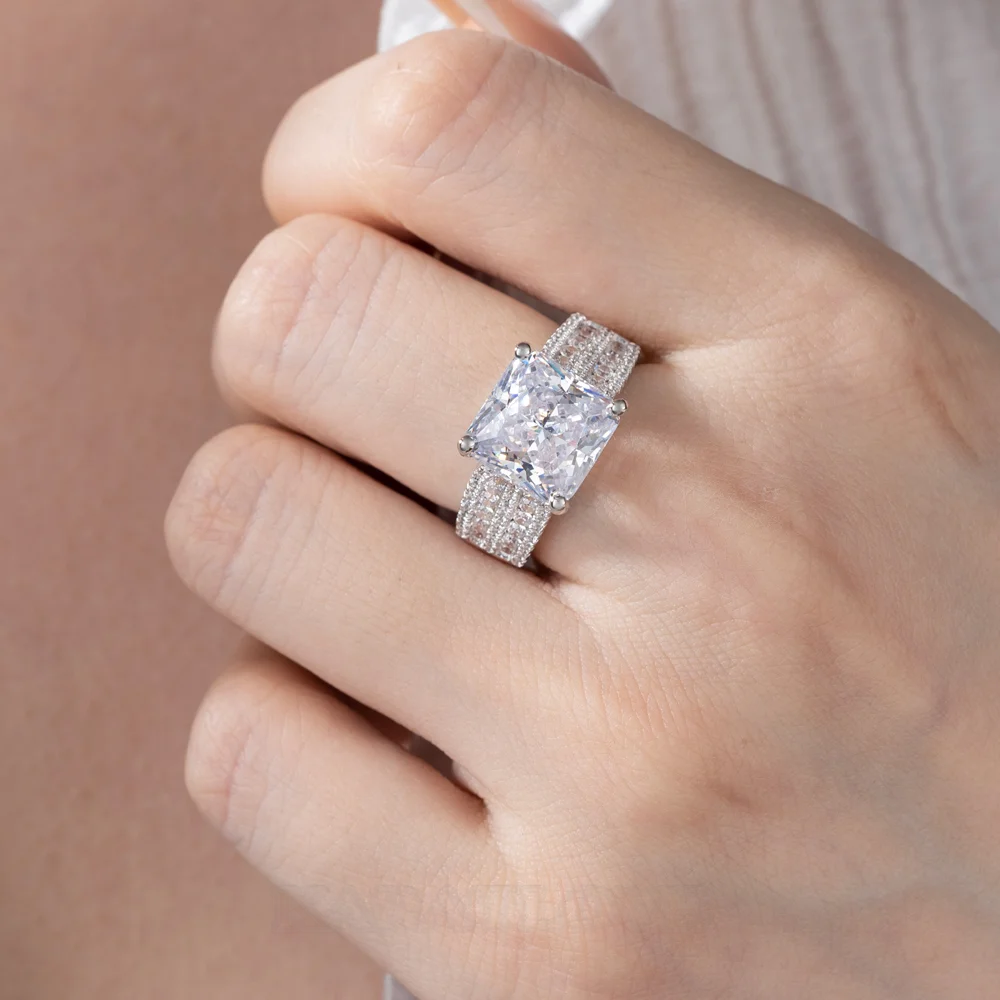 Bague de fiançailles en argent sterling 925 et diamant blanc taille princesse