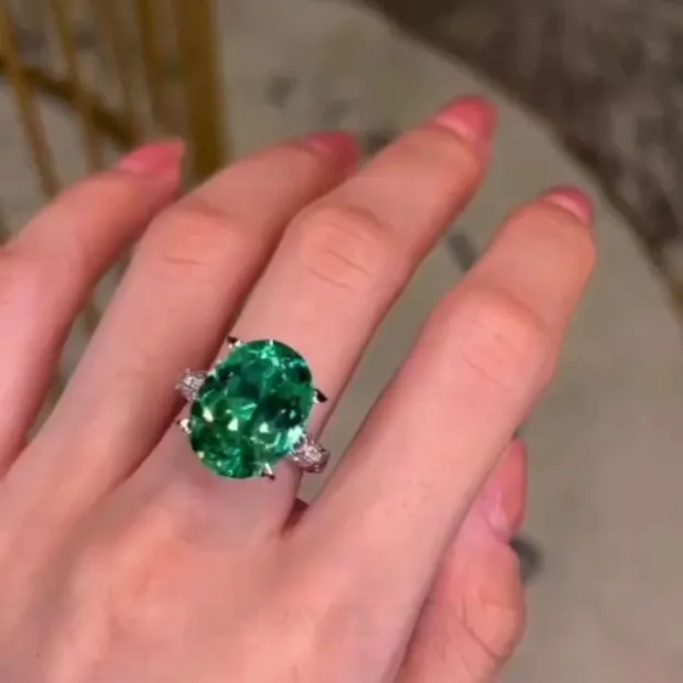 Bague de fiançailles en argent 925 art deco vert émeraude taille ovale