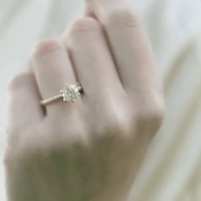 Bague de fiançailles classique en argent sterling 925 et diamant rond