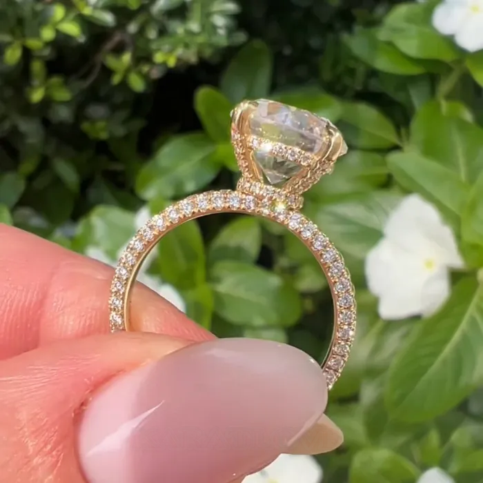 Bague de fiançailles halo caché en argent sterling 925 or jaune et diamant blanc de taille ronde