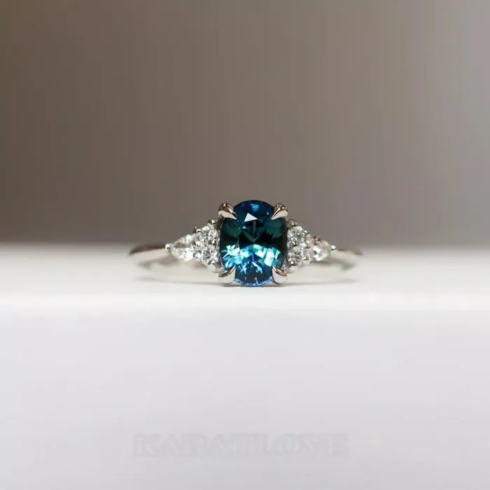 Bague de fiançailles classique en argent 925 saphir bleu à taille ovale