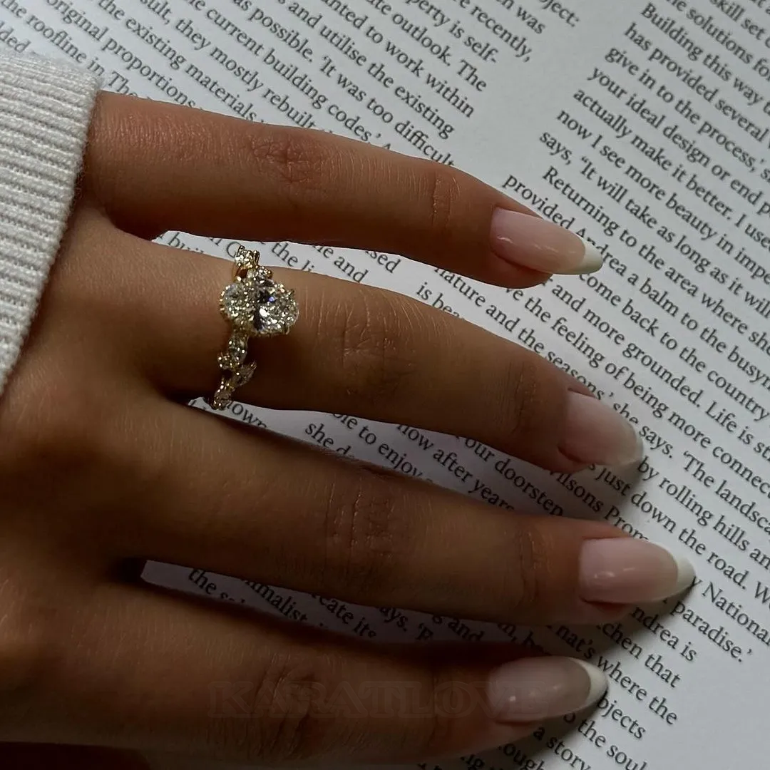 Bague de fiançailles en argent sterling et or jaune 925 avec halo caché en diamant blanc de taille ovale