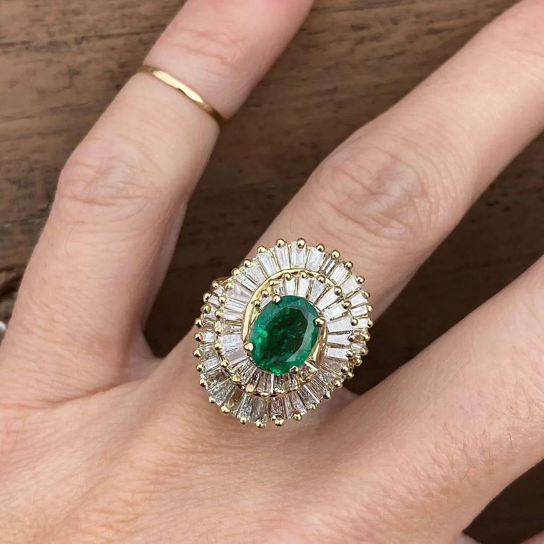 Bague de fiançailles art déco en argent sterling et or jaune 925 avec halo en vert émeraude de taille ovale