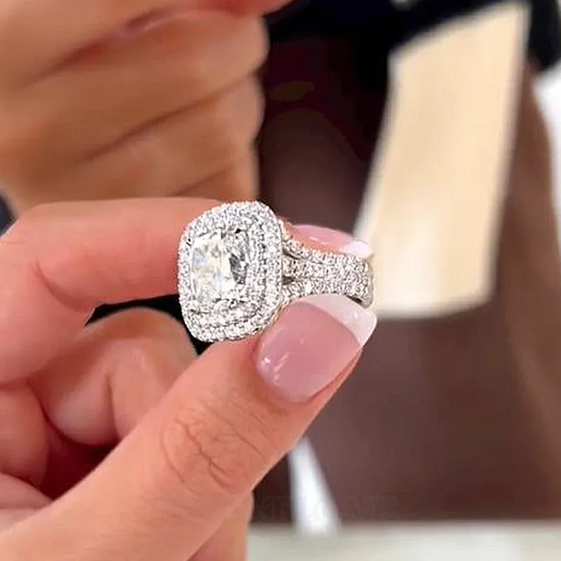 Bague de fiançailles double halo en argent sterling blanc avec diamant taille coussin
