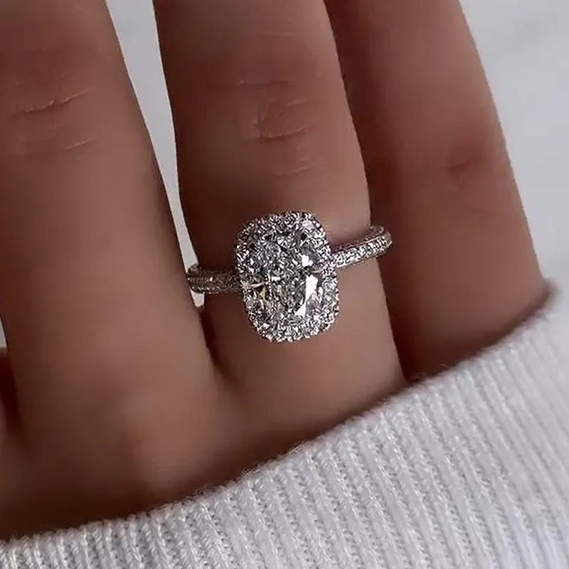 Bague de fiançailles en argent sterling avec halo en diamant blanc de taille ovale