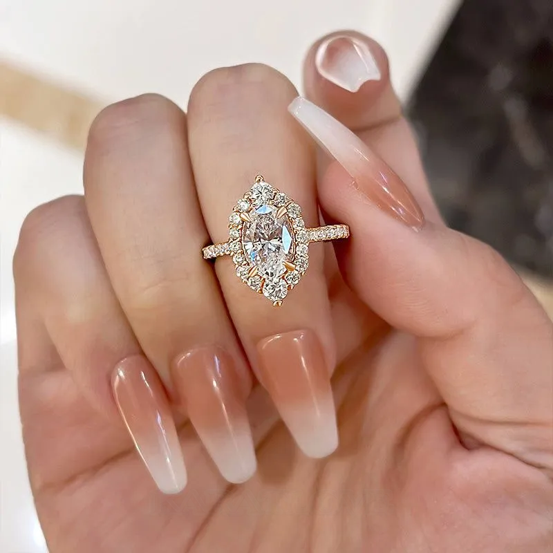 Bague de fiançailles en argent sterling sertie d'un diamant ovale blanc