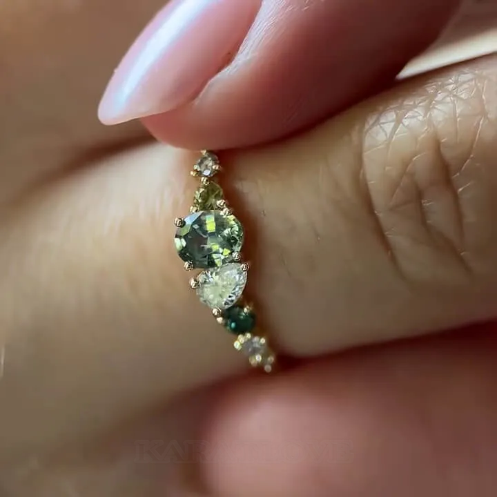 Bague de fiançailles en argent sterling et or jaune avec péridot de taille ovale et de couleur verte