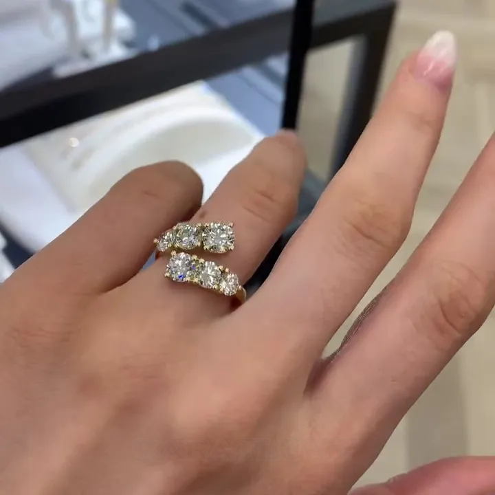 Bague de fiançailles en argent jaune blanc avec diamant rond