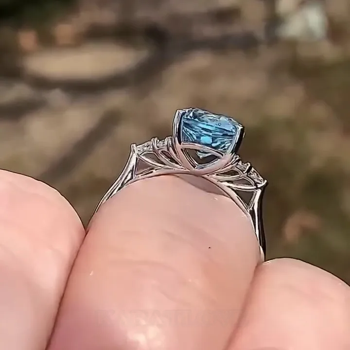 Bague de fiançailles en argent sterling avec aigue-marine bleue à taille ovale