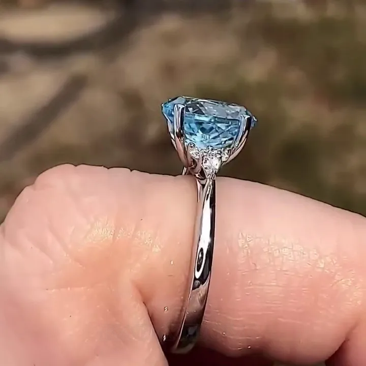 Bague de fiançailles en argent sterling avec aigue-marine bleue à taille ovale
