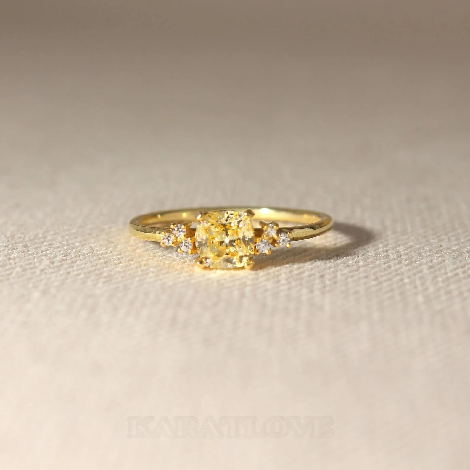 Bague de fiançailles en argent sterling or jaune citrine taille coussin
