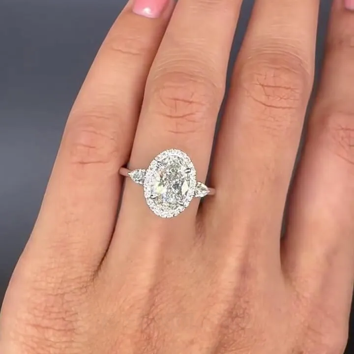 Bague de fiançailles en argent sterling avec halo en diamant blanc de taille ovale