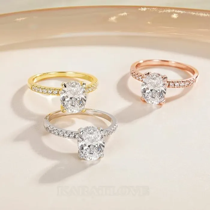 Bague de fiançailles classique en argent sterling blanc avec diamant ovale