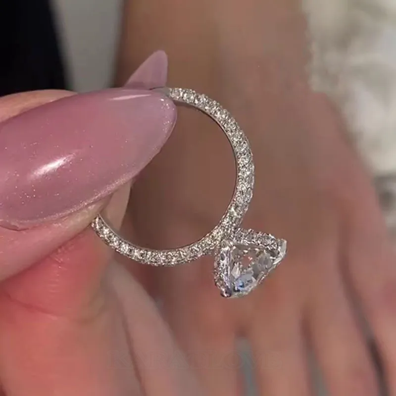 Bague de fiançailles classique en argent sterling 925 avec diamant rond