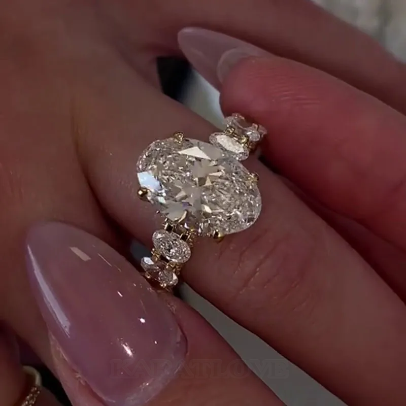 Bague de fiançailles à halo caché en argent sterling 925 et or jaune, sertie d'un diamant de taille ovale