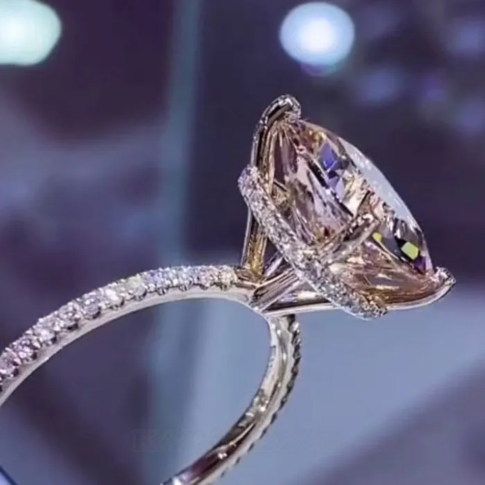 Bague de fiançailles à halo caché en argent rose 925 et champagne taille coussin