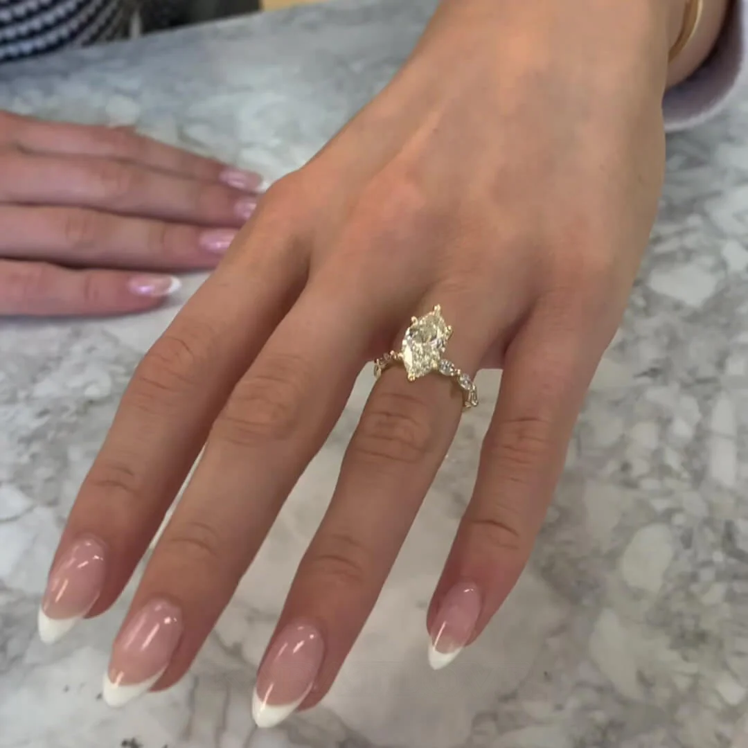 Bague de fiançailles en argent sterling blanc et or jaune avec diamant taille marquise