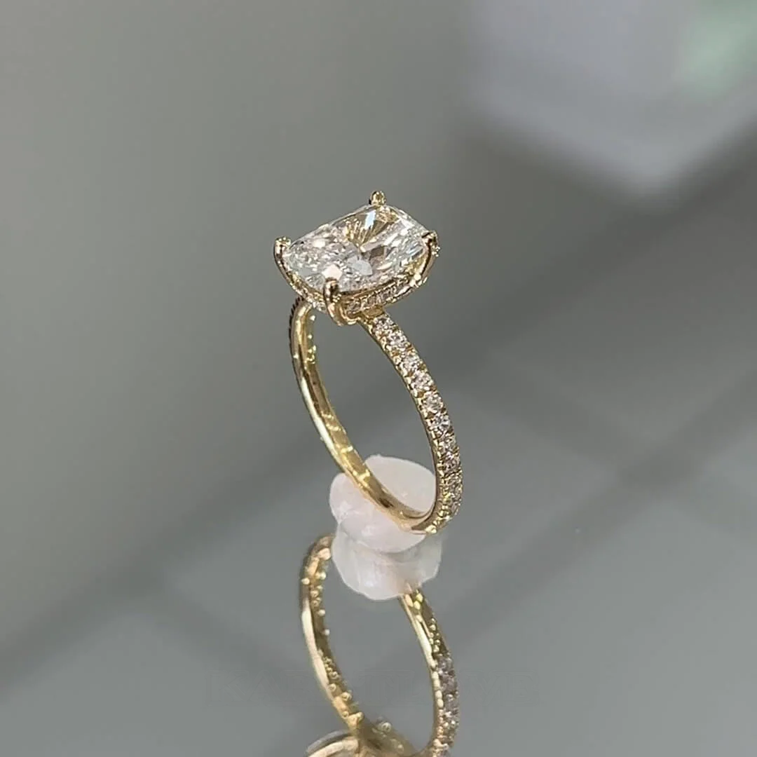 Bague de fiançailles en argent sterling blanc et or jaune avec diamant taille coussin et halo