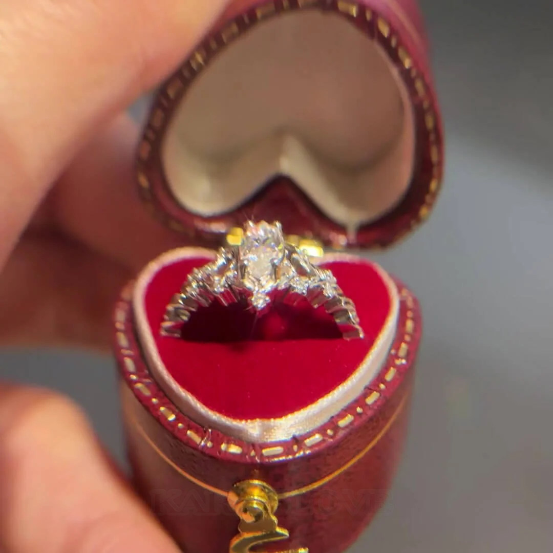 Bague de fiançailles Art Déco en argent sterling blanc et diamant taille marquise
