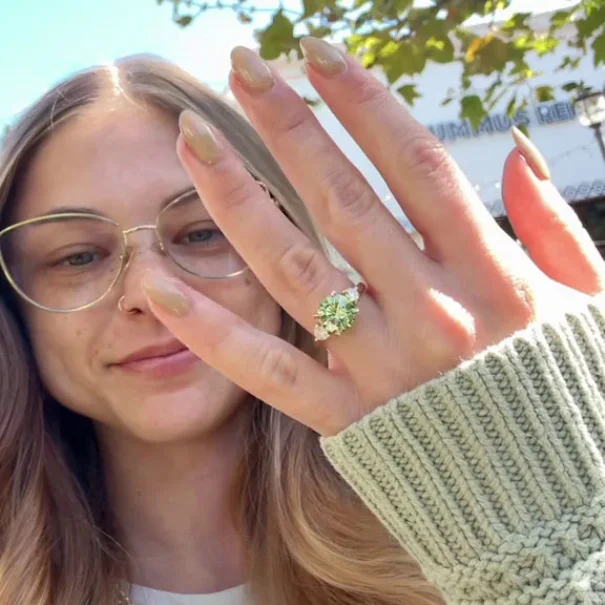 Bague de fiançailles en argent sterling vert péridot et couleur or jaune avec diamant taille ronde