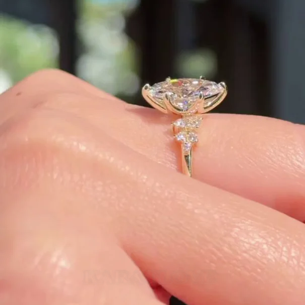 Bague de fiançailles en argent sterling blanc et couleur or jaune avec diamant taille marquise