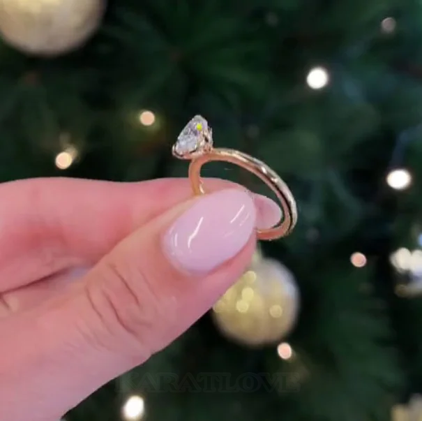 Bague de fiançailles en argent sterling blanc et couleur or jaune avec diamant taille poire