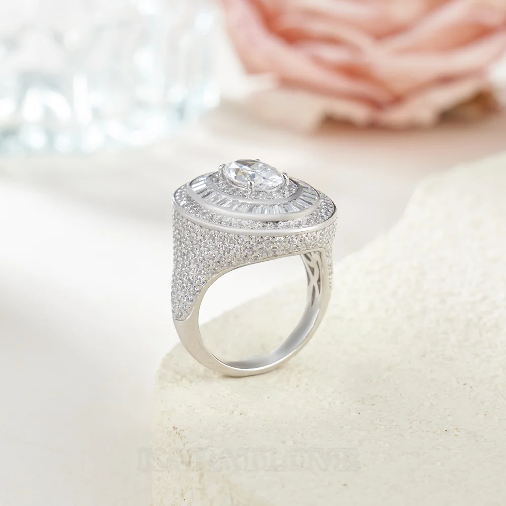 Bague de fiançailles en argent sterling avec halo en diamant blanc de taille ovale