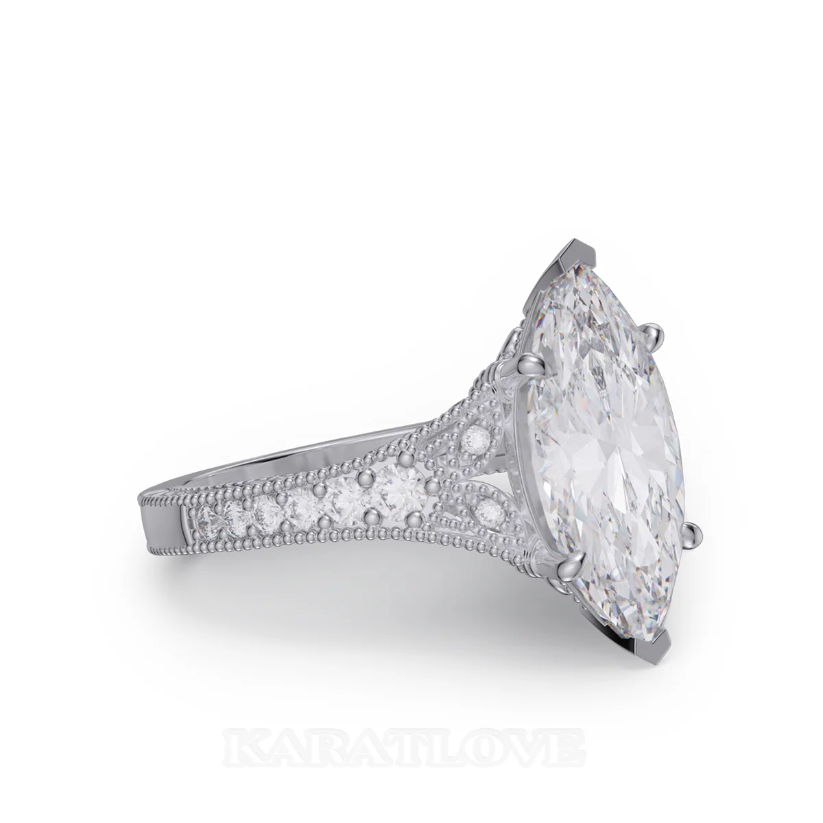 Bague de fiançailles en argent avec diamant de taille marquise