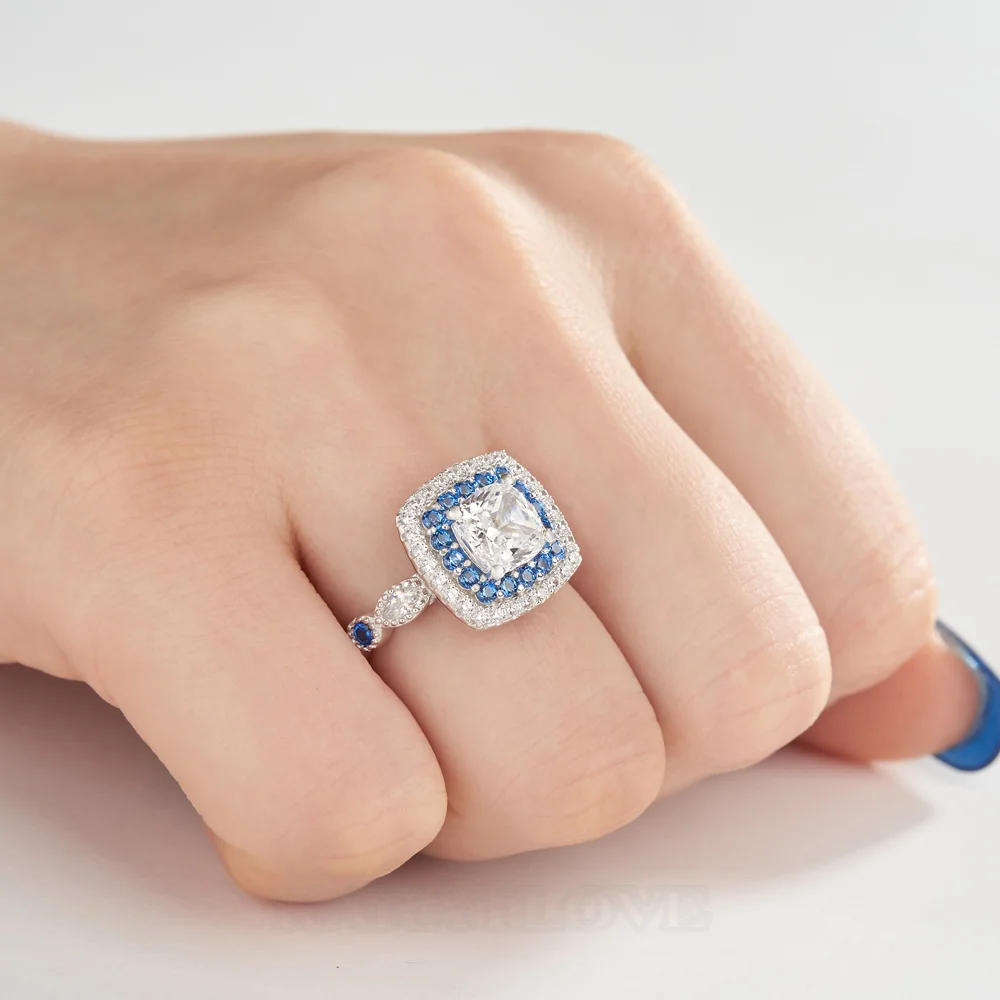 Bague de fiançailles en argent sterling blanc avec diamant taille coussin et halo