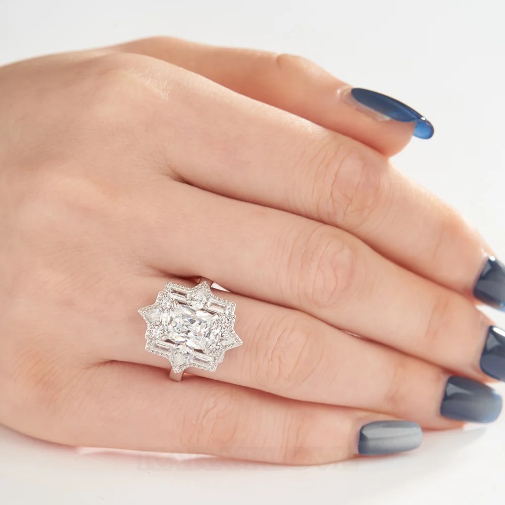 Bague de fiançailles en argent sterling blanc avec diamant taille coussin et halo