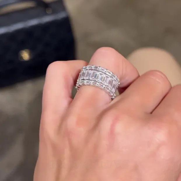 Bague en argent sterling 925 à 3 pierres en diamant blanc taille émeraude