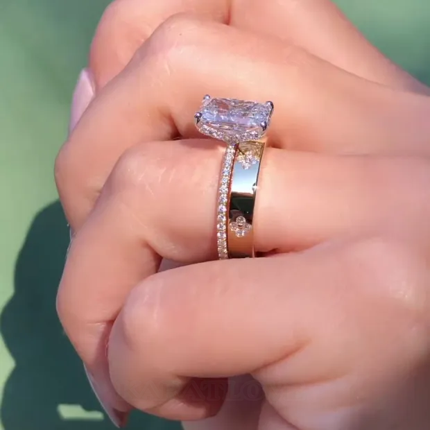 Bague en argent 925 sertie d'un diamant radiant blanc classique