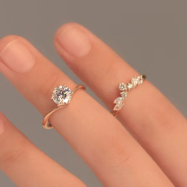 Bague en argent sterling 925 or rose avec solitaire en diamant blanc de taille ronde