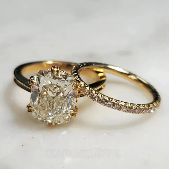 Bague classique en argent sterling 925 et or jaune avec diamant blanc taille coussin