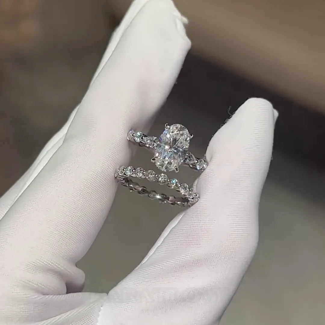 Bague à halo caché en argent sterling 925 avec diamant ovale blanc