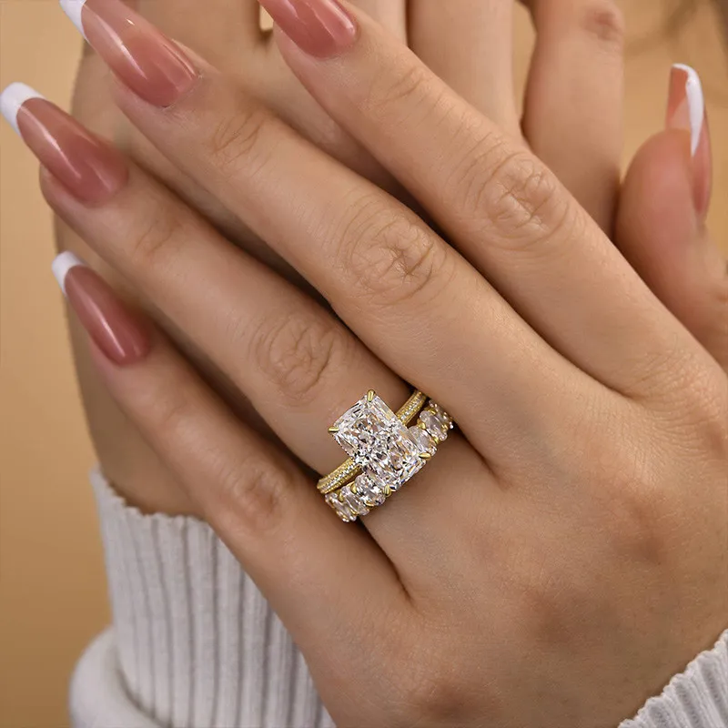 Bague en argent blanc sertie d'un diamant radiant