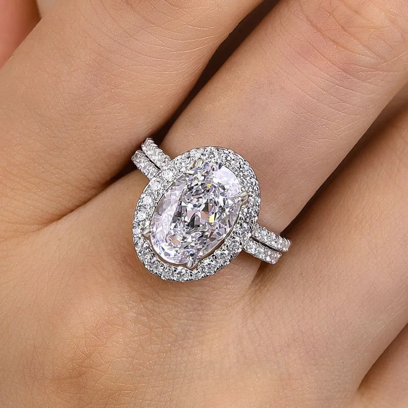Bague en argent sterling ornée d'un diamant de taille ovale