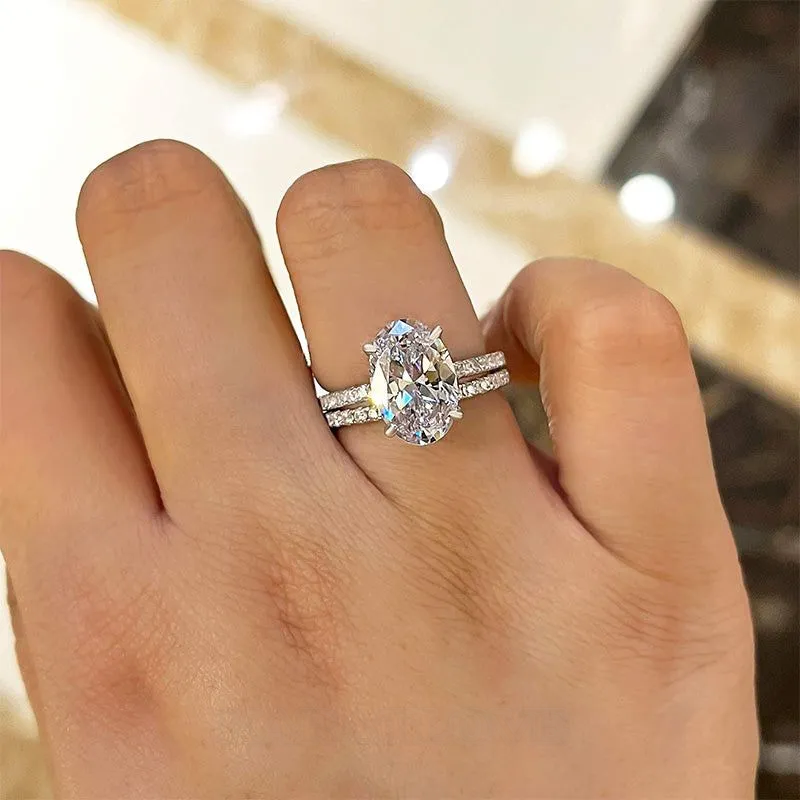 Bague classique en argent sterling blanc avec diamant ovale