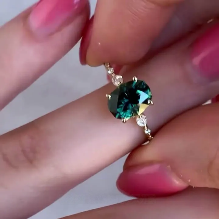 Ensemble de mariage en argent jaune et or pour émeraudes vertes à taille ovale