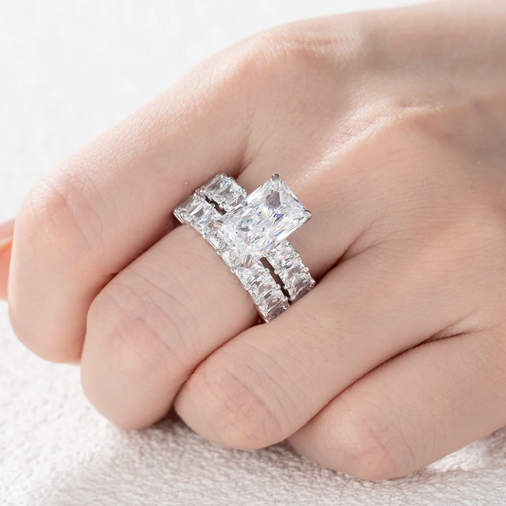 Alliance de mariage en argent sterling blanc avec diamant radiant