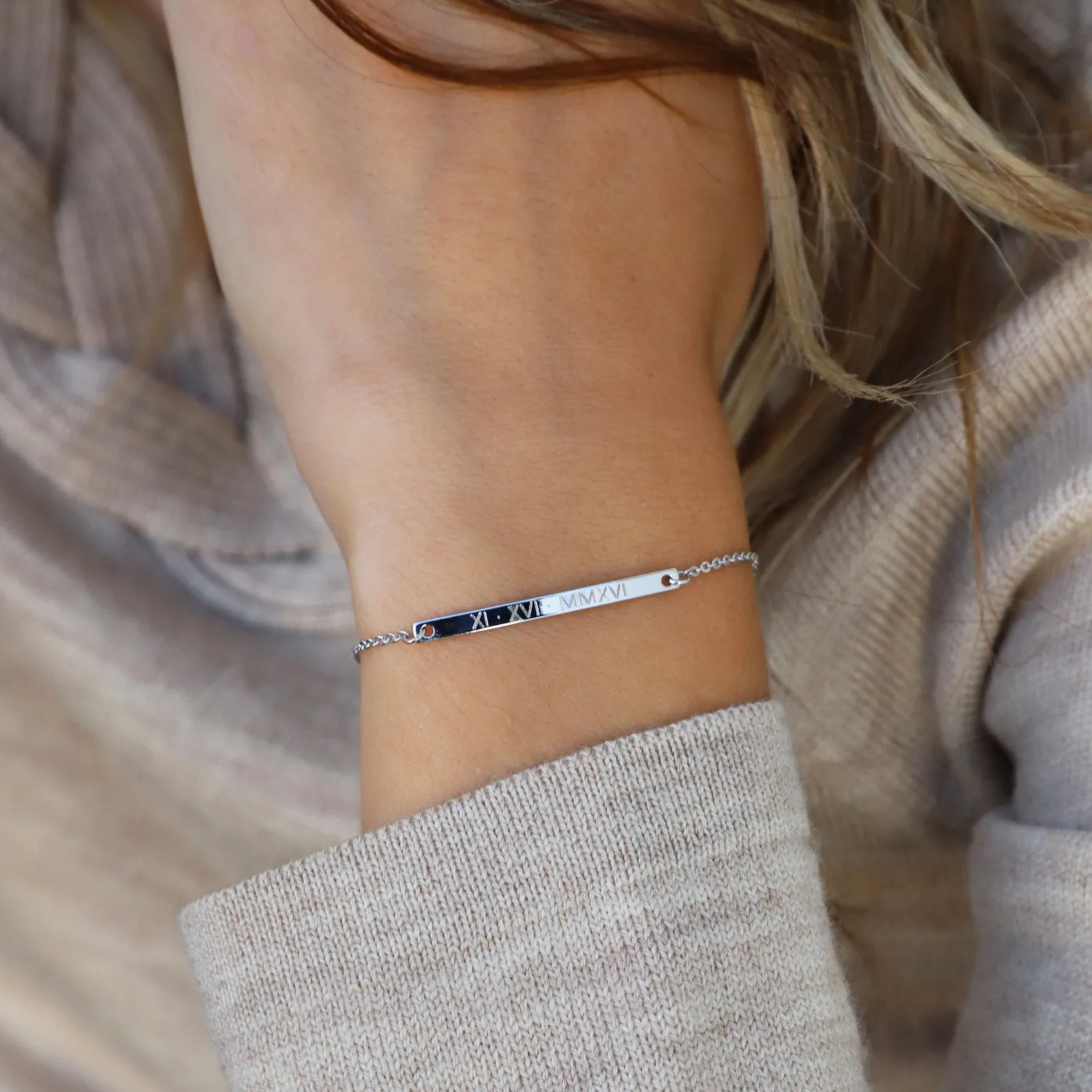 Bracelet en argent sterling avec nom personnalisé et famille gravée cadeau