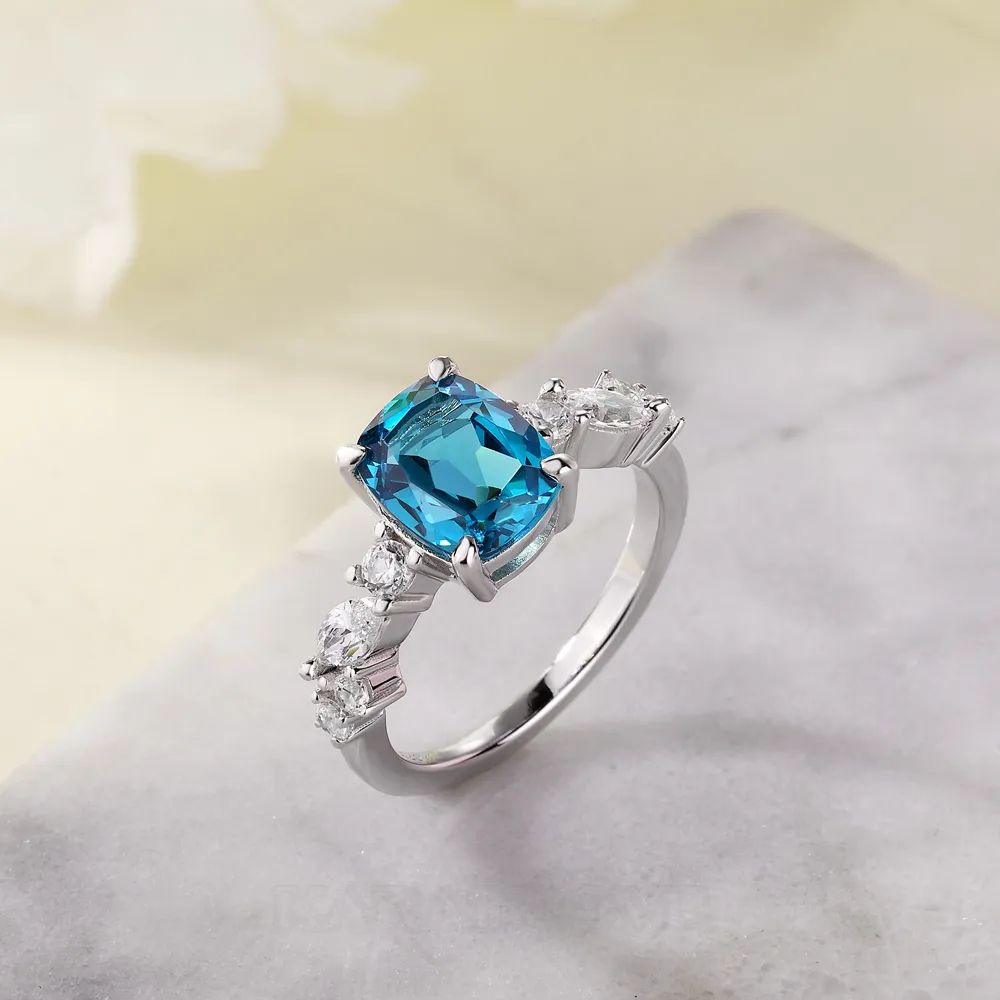 Bague de fiançailles en argent 925 avec aigue-marine bleue à taille radieuse
