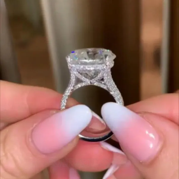 Bague de fiançailles en argent 925 diamant blanc taille ronde Bague de fiançailles en argent 925 diamant blanc taille ronde