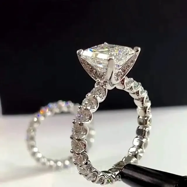 Parure de mariage en argent 925 pour le diamant blanc taille radiant