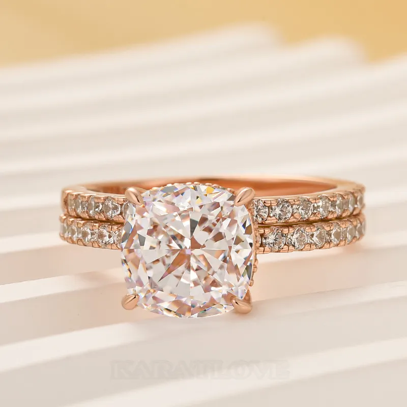 Bague en argent sterling sertie d'un diamant taille coussin