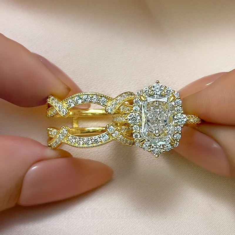 Bague de fiançailles classique en argent sterling blanc diamant radiant