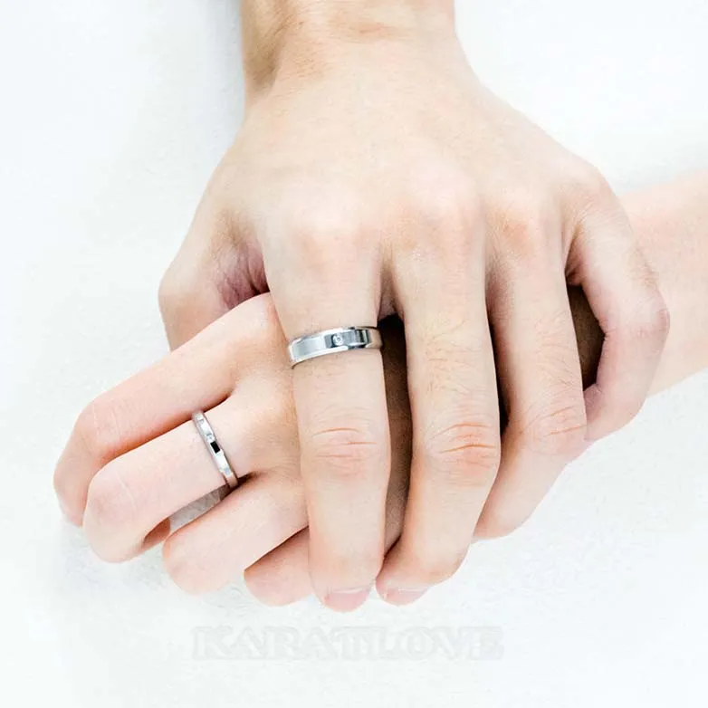 Bagues de couple en argent titane et diamant de couleur blanche
