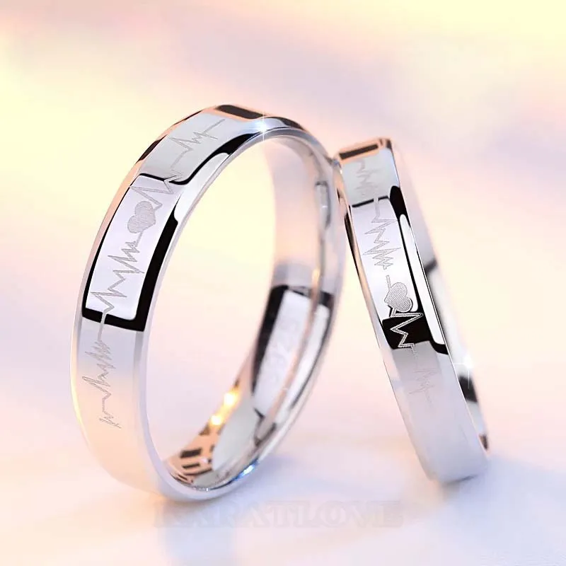 Bagues de couple en argent sterling avec battement de coeur
