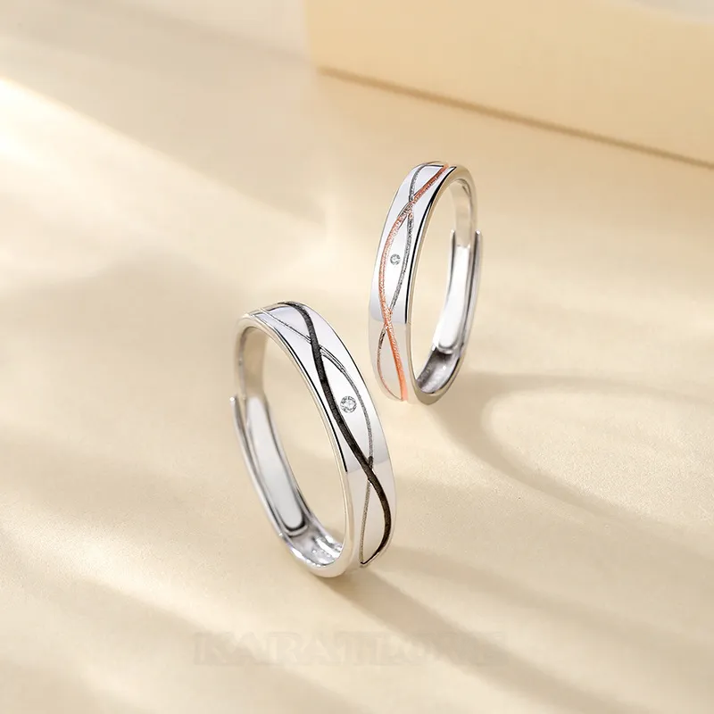 Anneaux de couple en argent sterling avec diamant rond